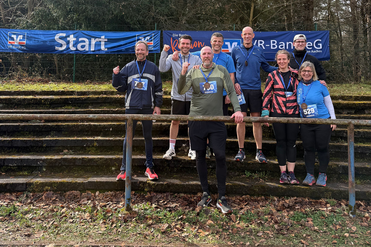 Team der VR-Bank beim Eschweiler Volkslauf