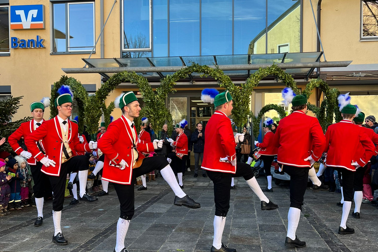 Schäffler beim Tanz