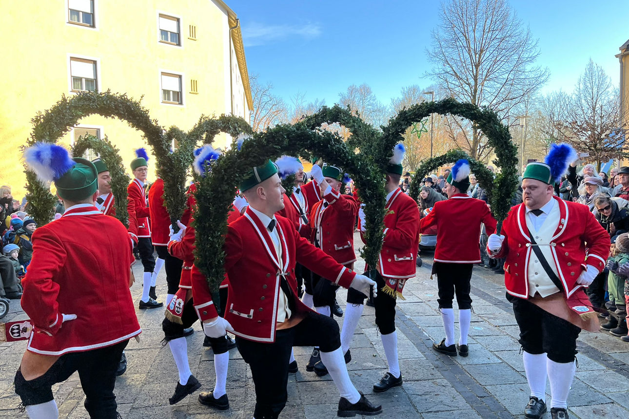 Schäffler beim Tanz