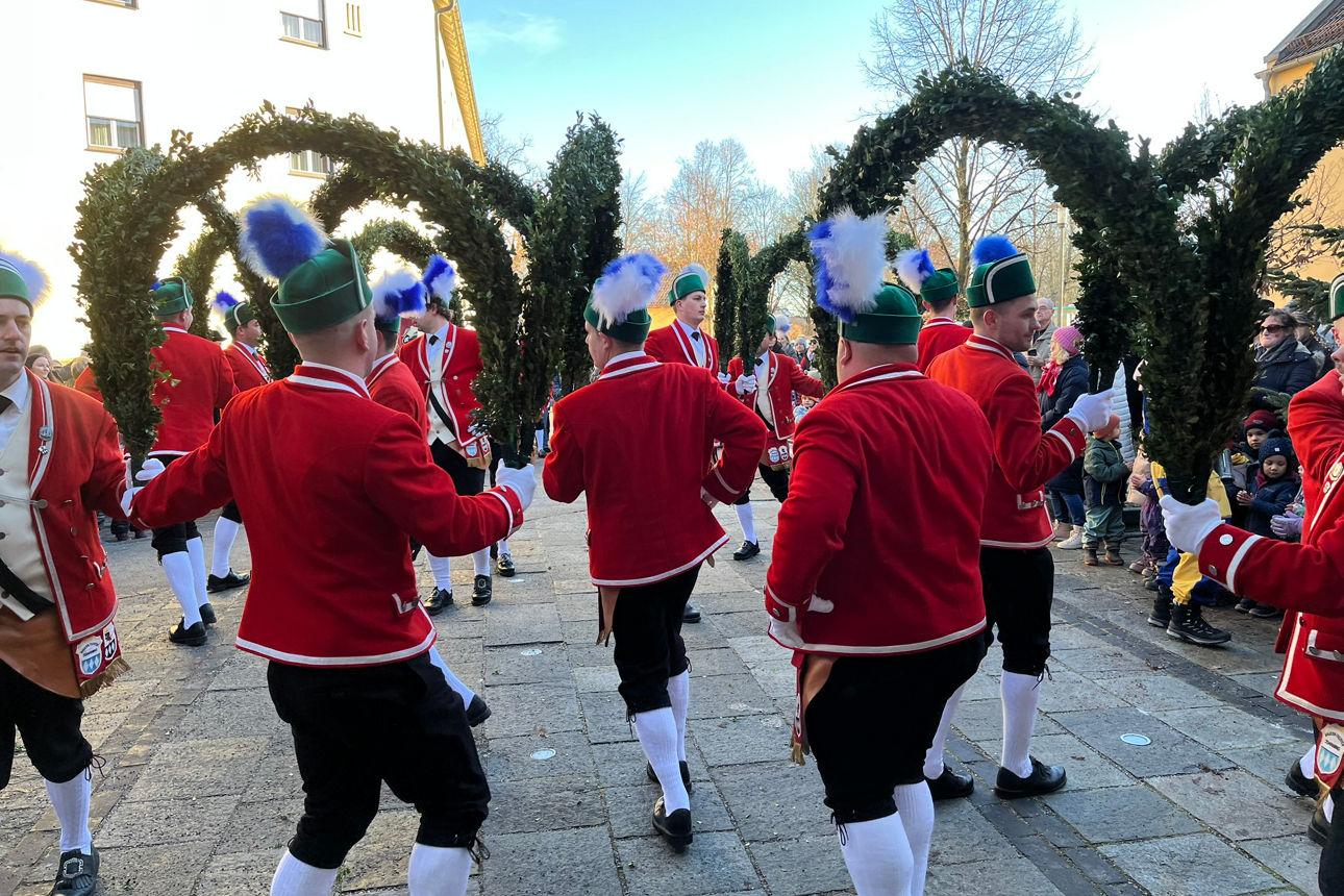 Schäffler beim Tanz