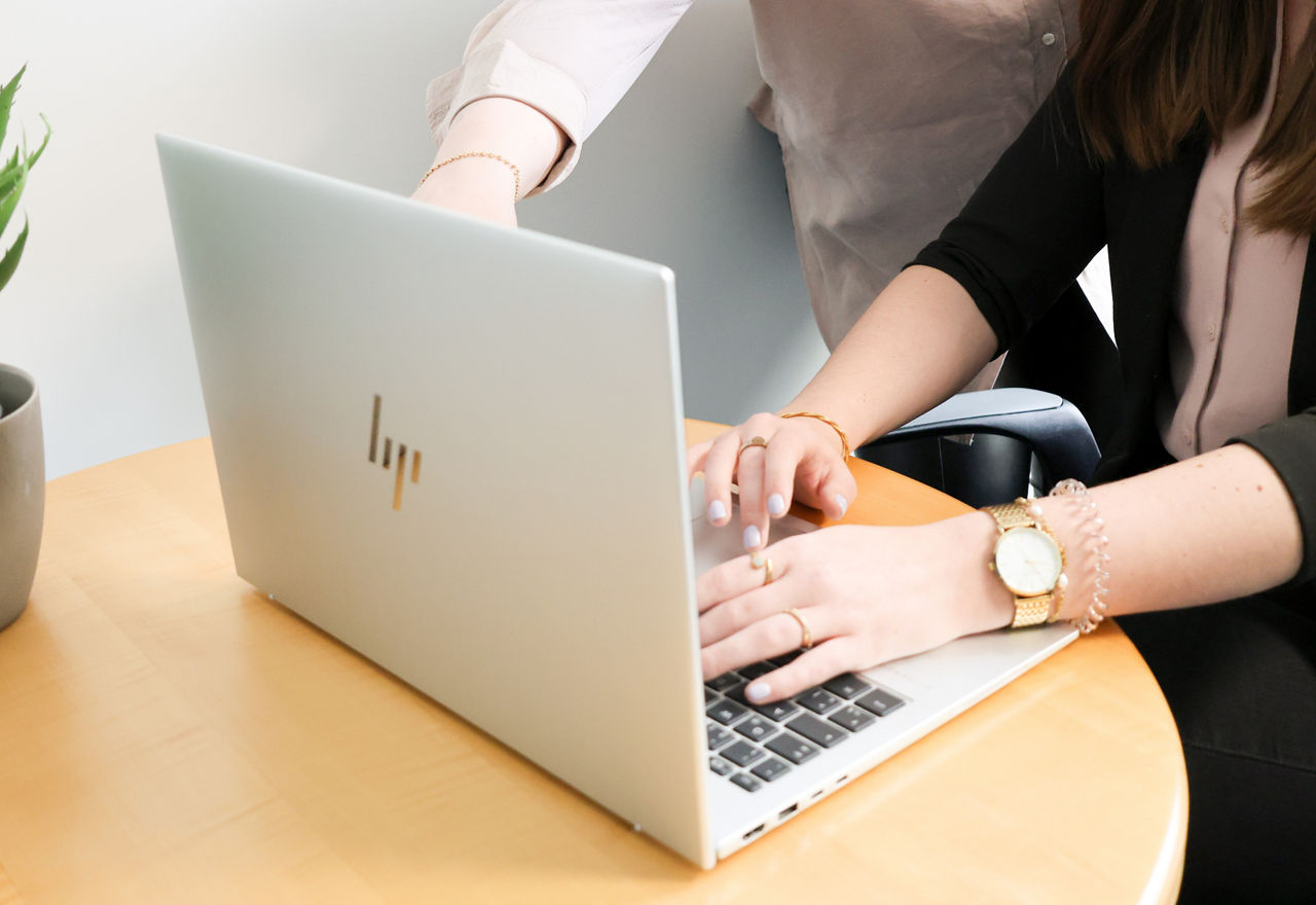Arbeiten am Laptop