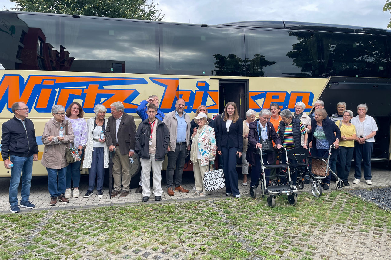 Bustour für Seniorinnen und Senioren durch Würselen