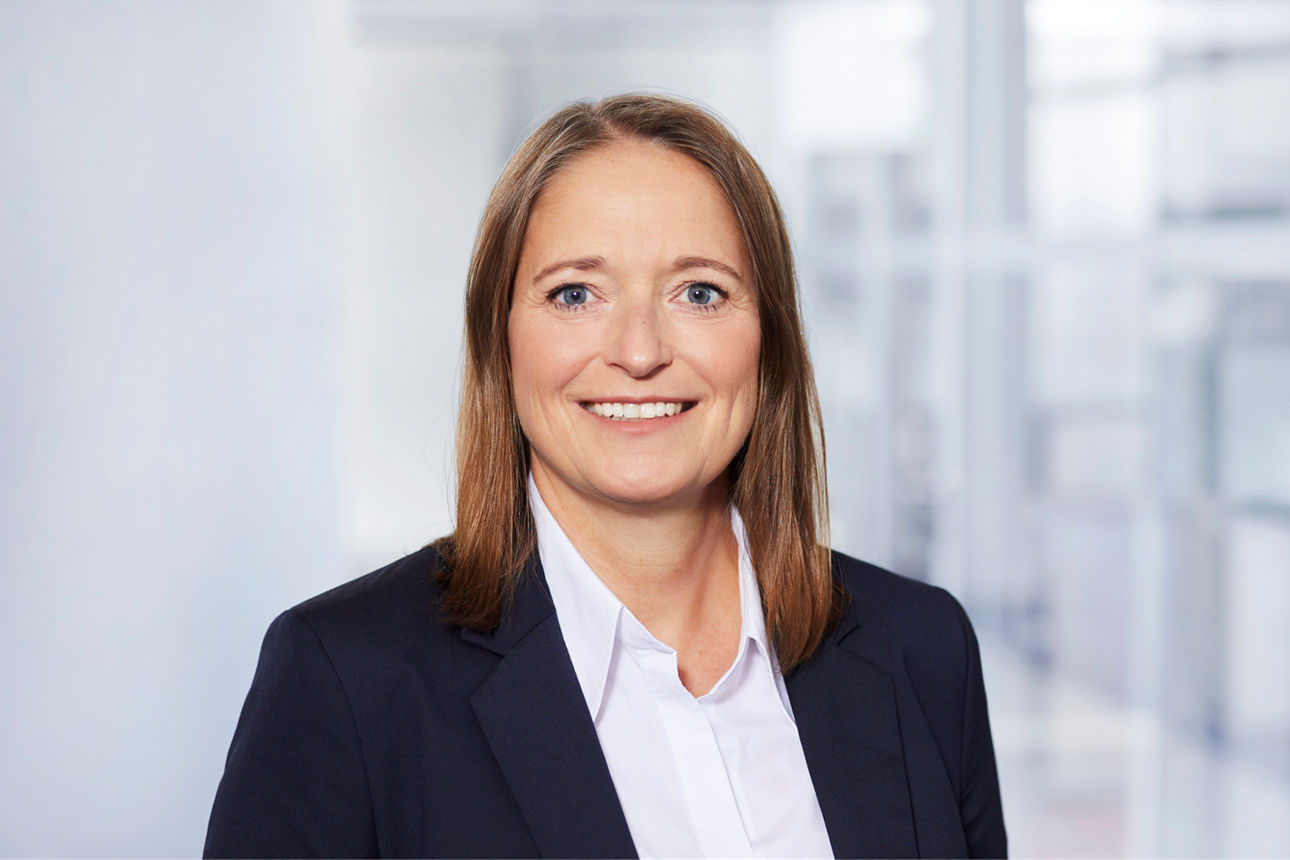 Portrait zeigt Ilka Andresen, Assistenz der Abteilung IPF