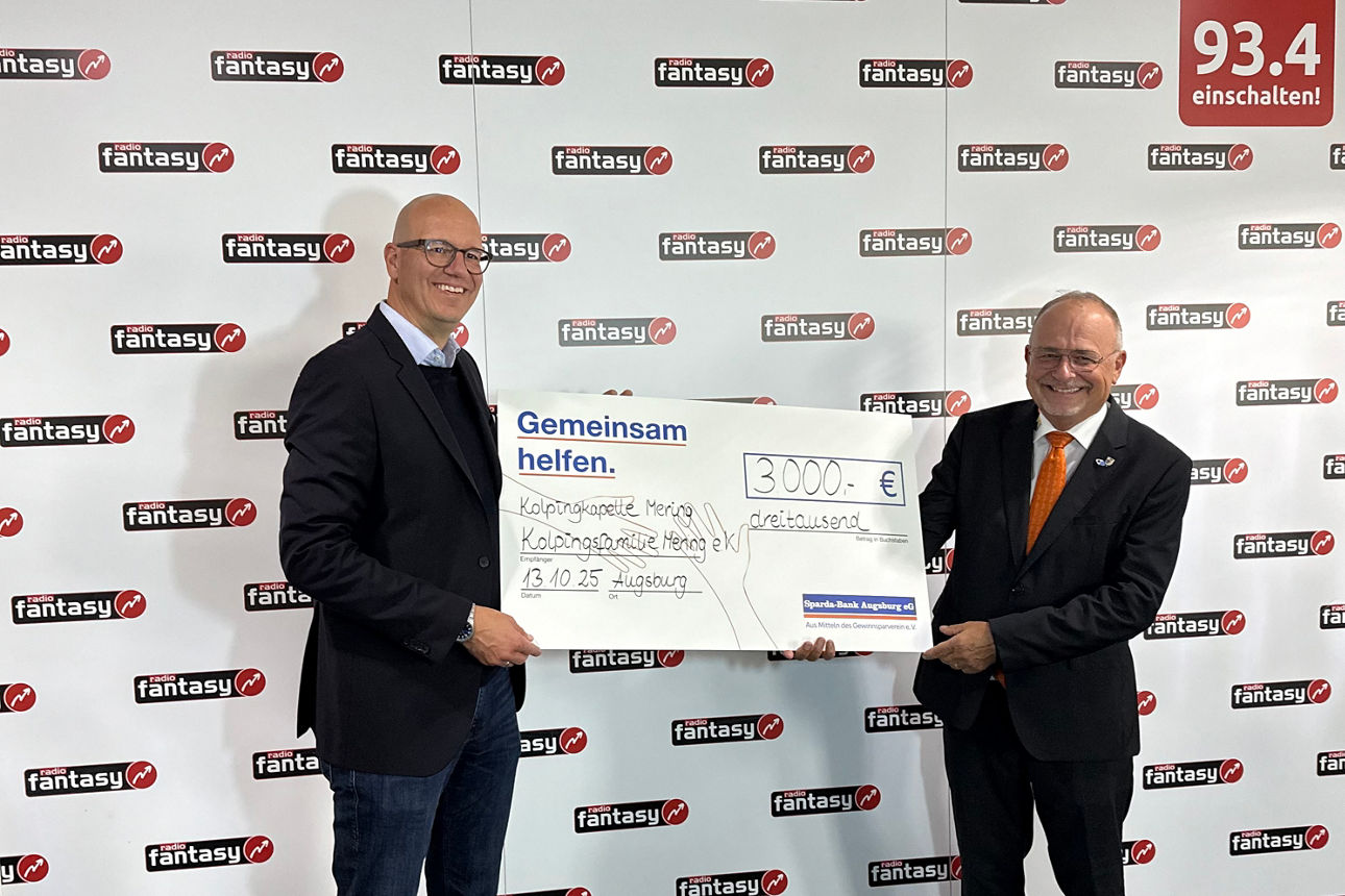 Übergabe der Spende an die Kolpingkapelle Mering