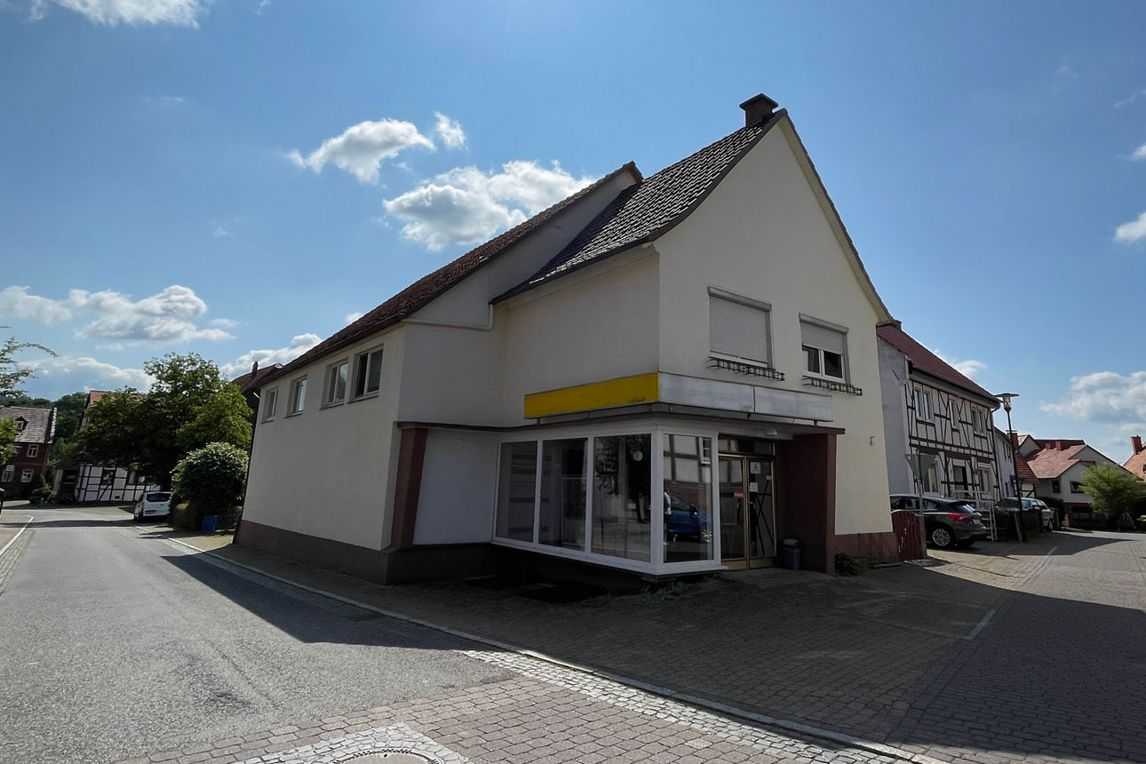 Vielseitiges Wohn- und Geschäftshaus in ruhiger Lage von Hofgeismar-Hümme!