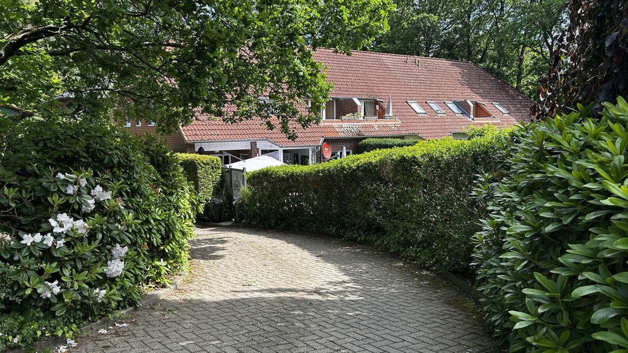 Gepflegtes Mehrfamilienhaus mit sechs Wohneinheiten in Bispingen
