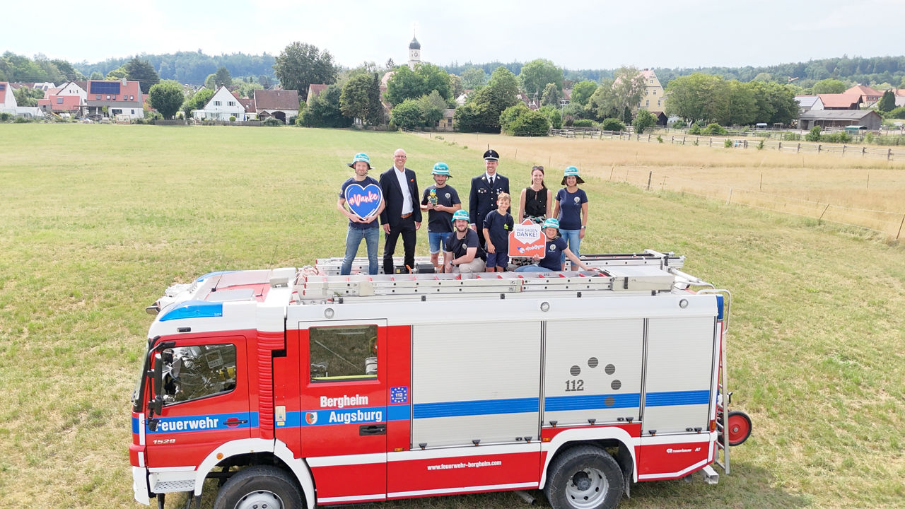Übergabe des "Sparda-Insta-Awards" an die Freiwillige Feuerwehr Bergheim