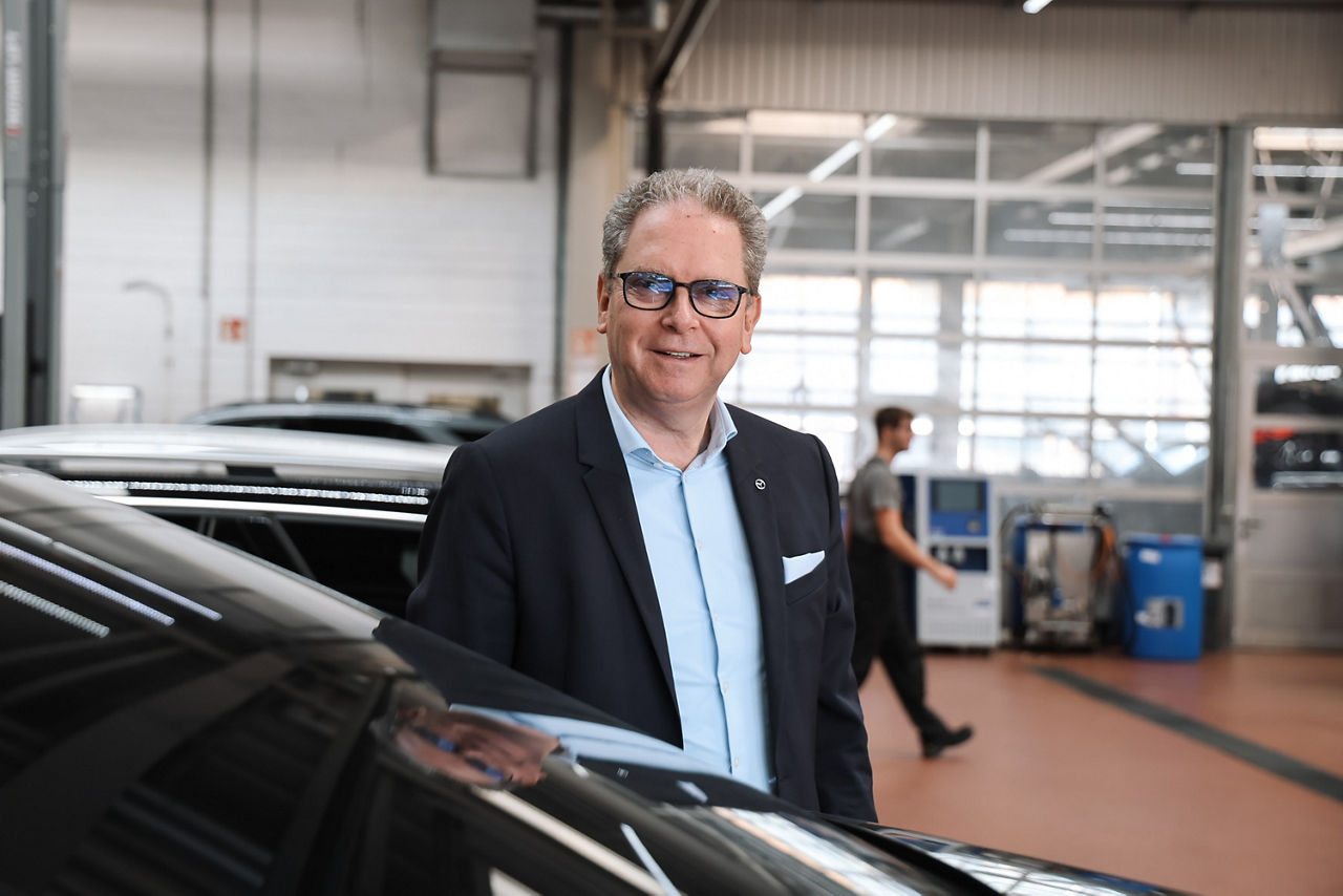 Aufsichtsrat Joachim Dünkel in der Werkstatt seines Autohauses
