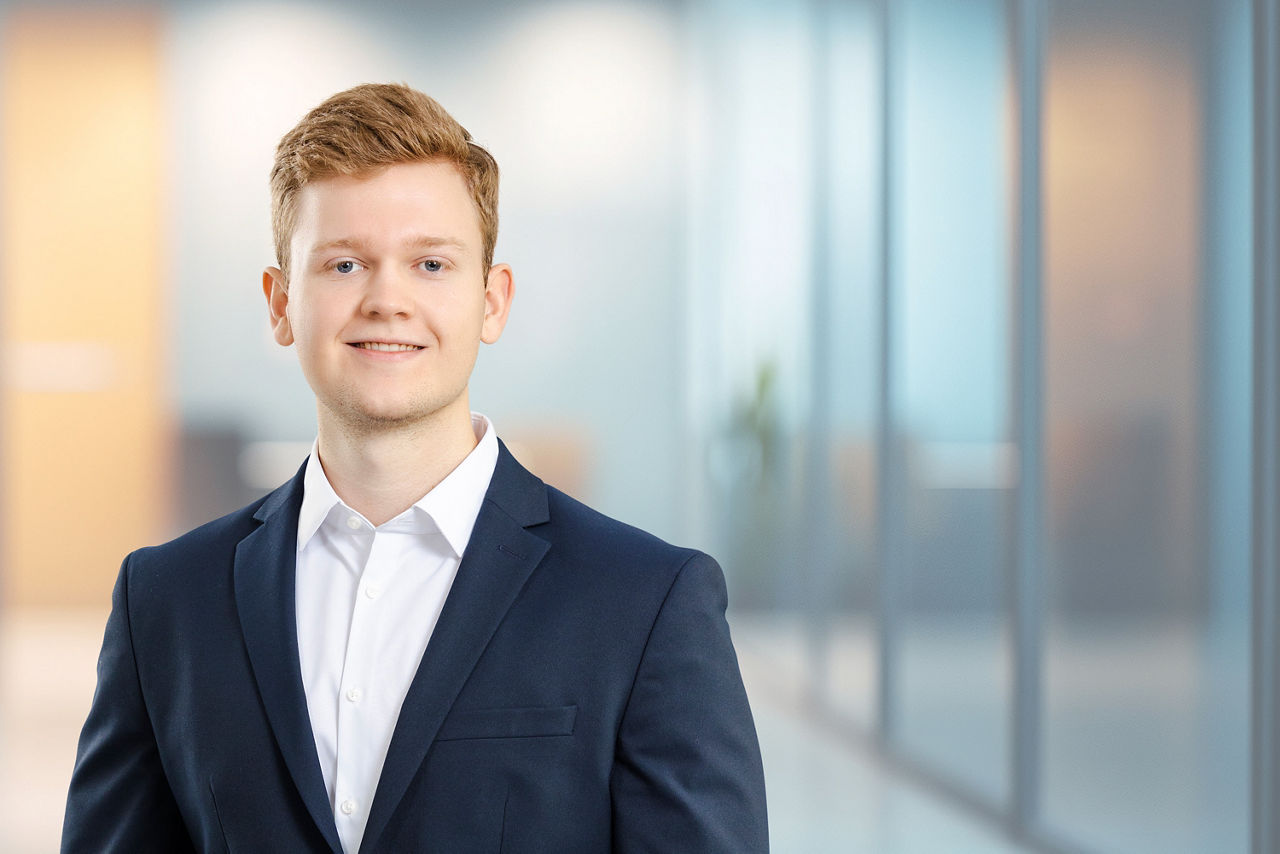 Assistent Firmenkundenservice Jonas Paul Gernebrodt