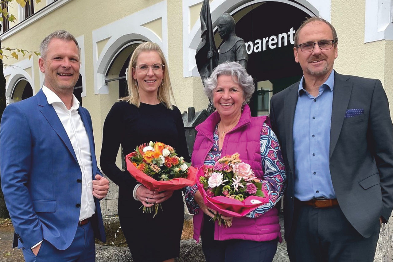 Unsere Jubilarinnen Frau Geltinger und Frau Sedlbauer-Hanuschik