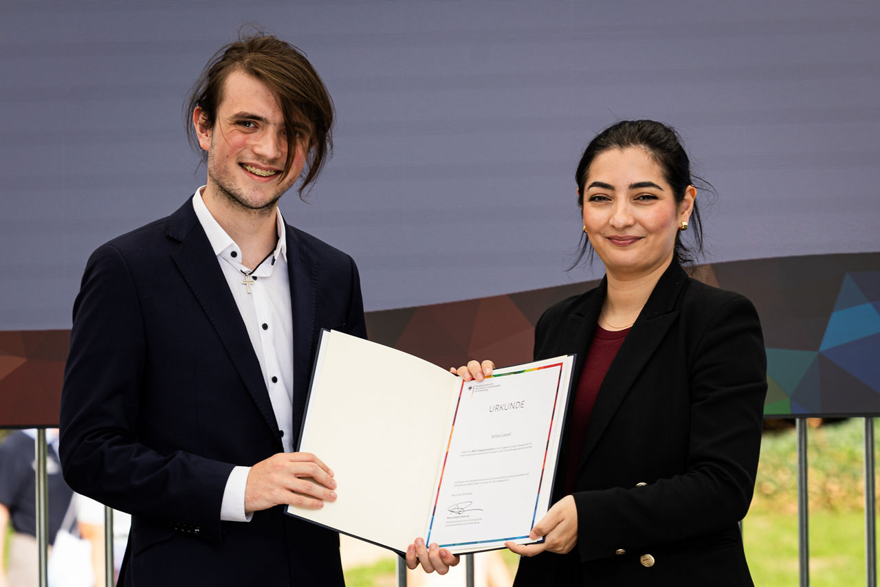 Julius Latzel erhält Engagementpreis