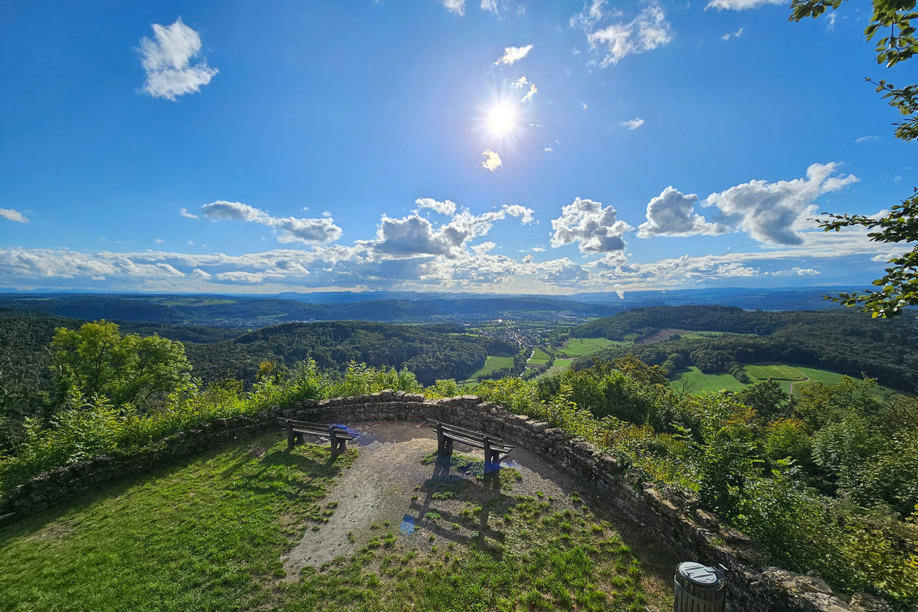 Blick aufs Tal von der Küssaburg aus