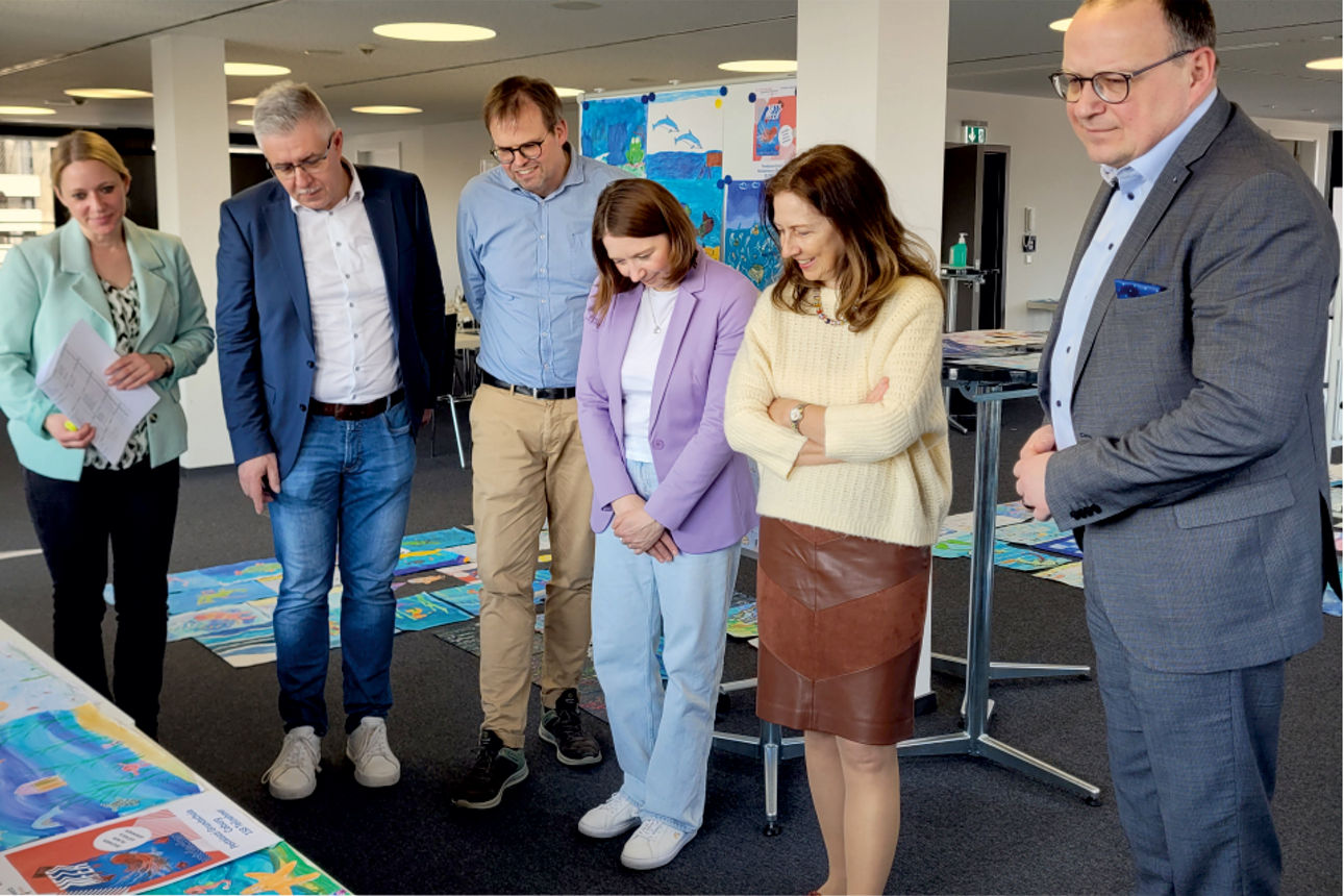 Die Jury bei der Auswahl der Schulsieger