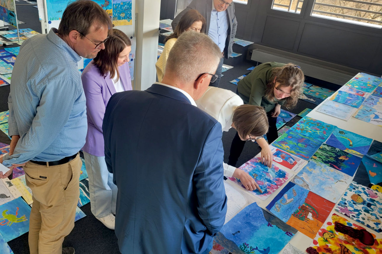 Die Jury bei der Auswahl der Schulsieger