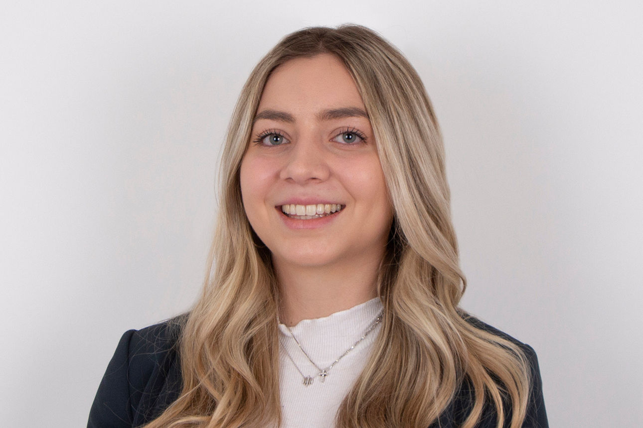 Kunden-ServiceCenter Sarah Kögel