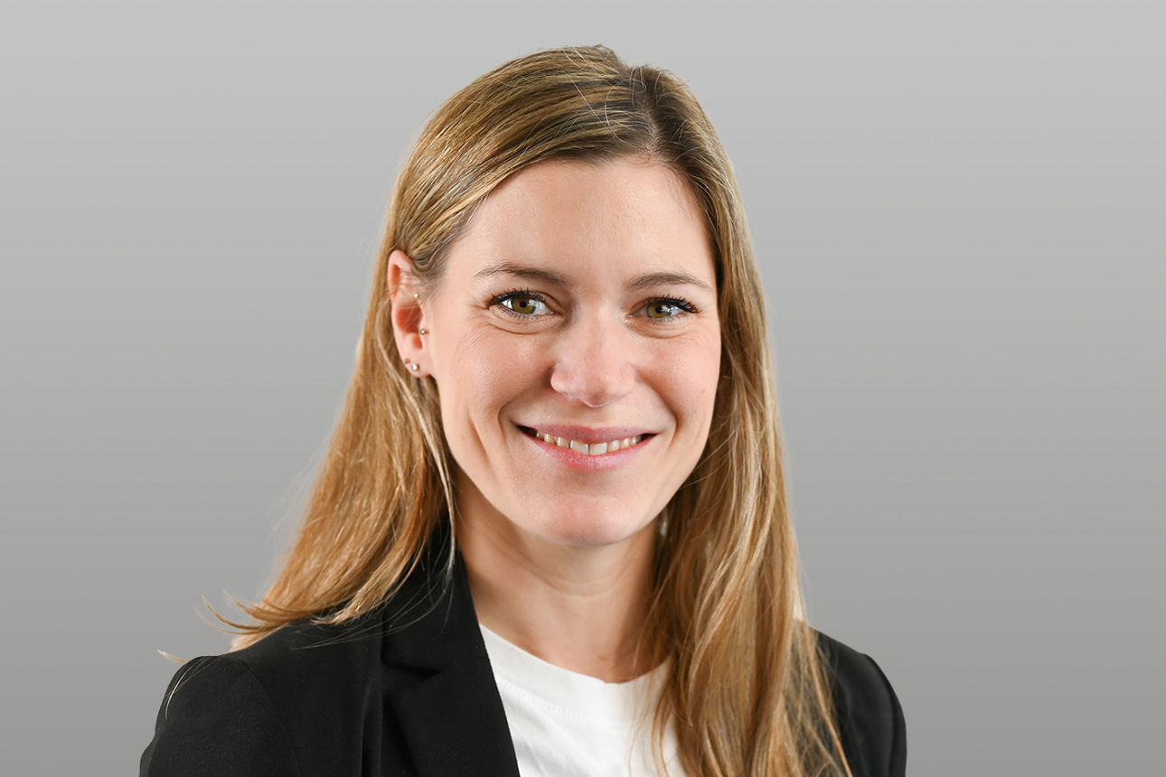 Lisa König Krause, Servicemitarbeiterin