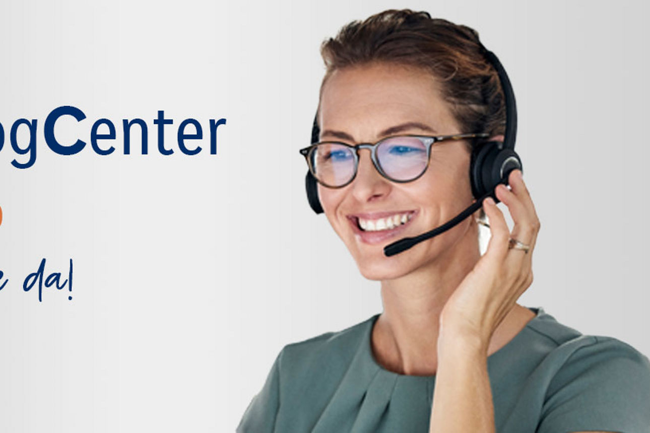 Frau mit Headset, KundenDialogCenter