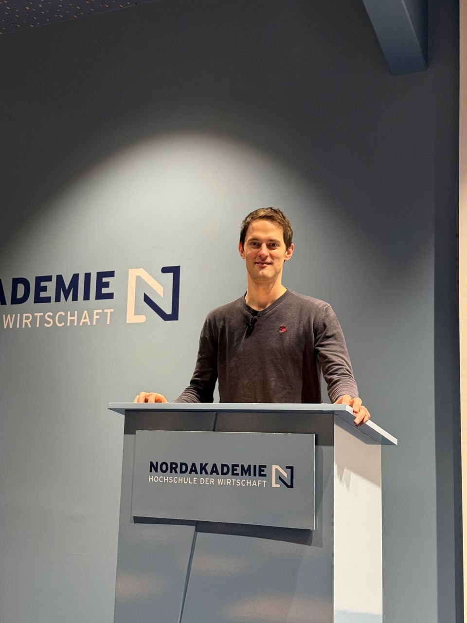 Kai Hufenbach am Podium