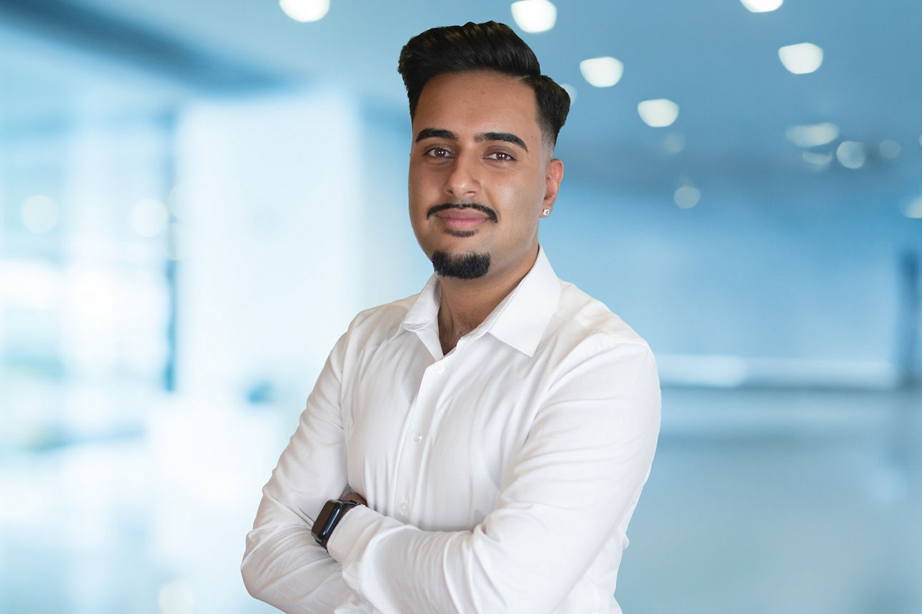 Porträtfoto von Ashmit Kalra