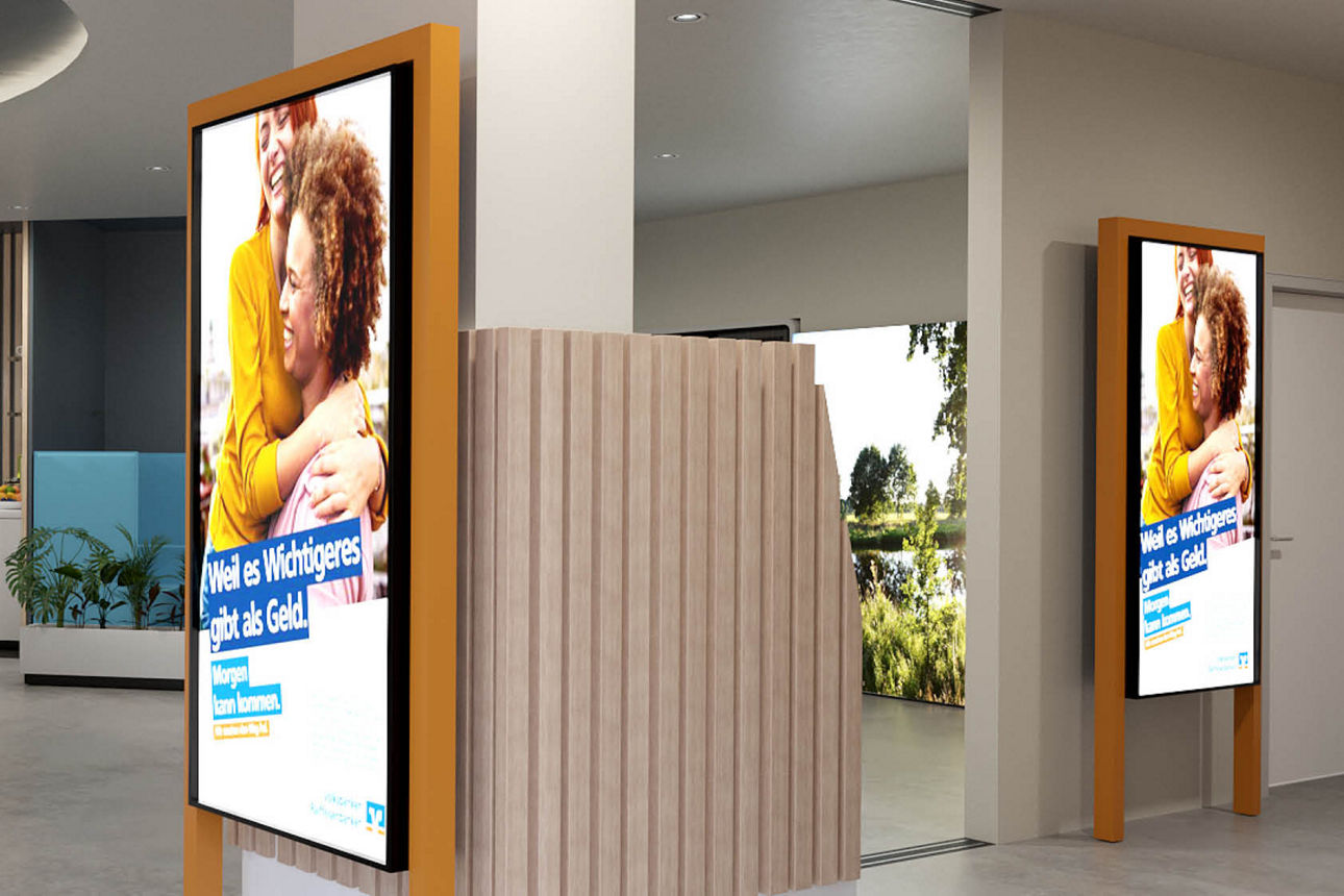 Eingangsbereich einer modernisierten Filiale.