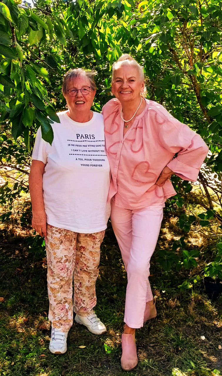 Die Künstlerinnen Barbara Kobus-Kath & Hannelore Benninger-Raabe