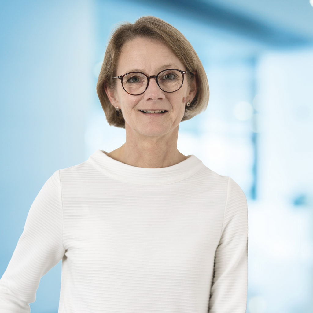 Porträtfoto von Monika Kern