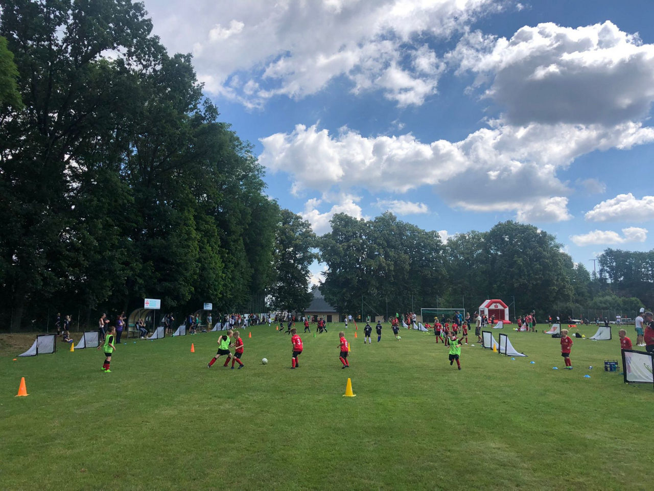 Mannschaftsbild Sportfreunde Neukirietzsch