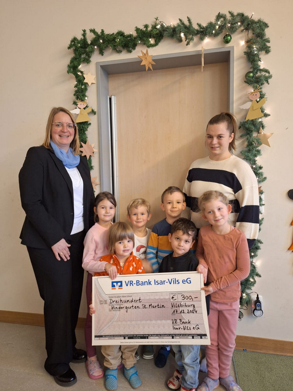 Spendenübergabe im St. Martin Kindergarten Vilsbiburg.