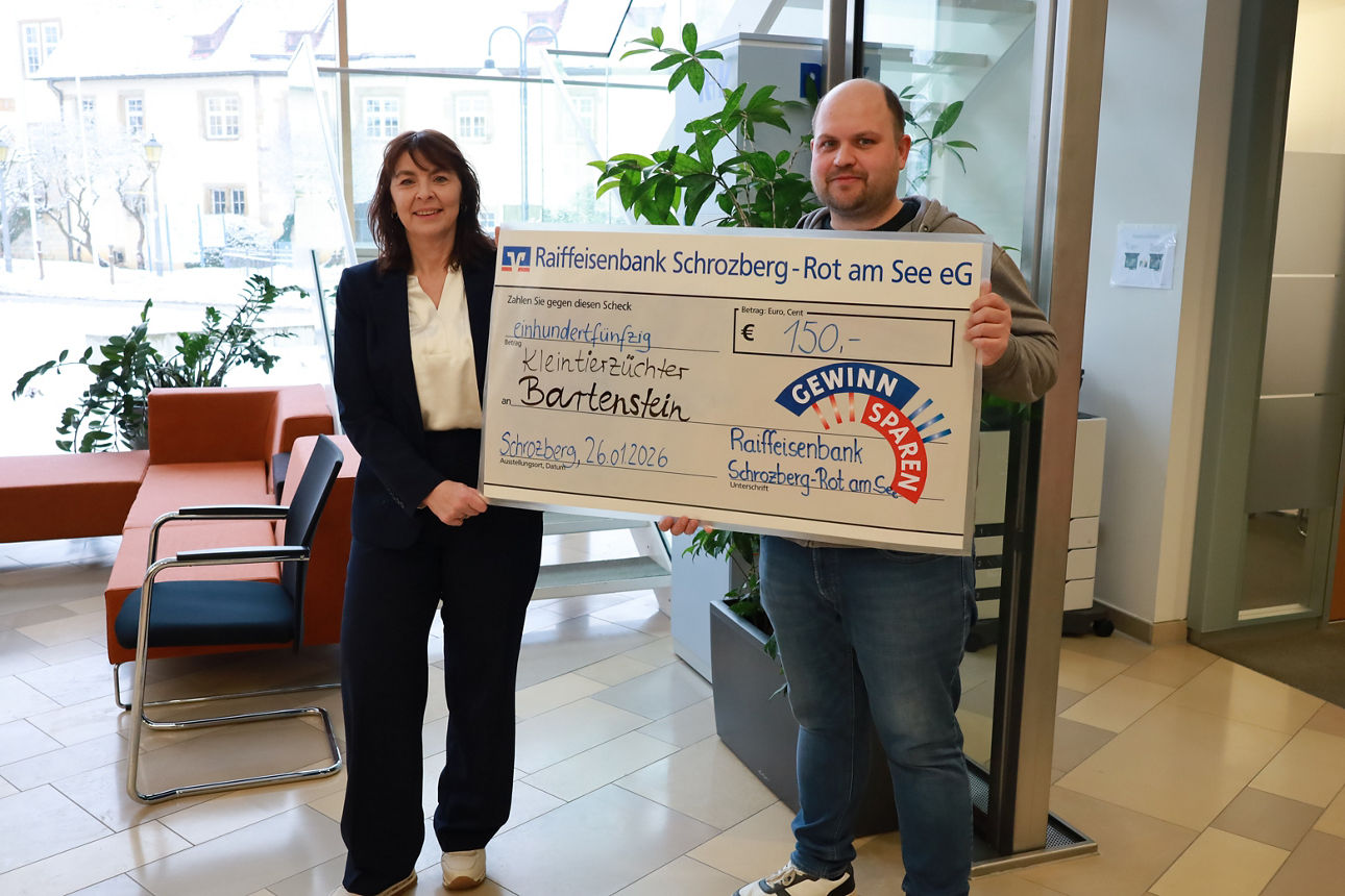 Kundenberaterin Sandra Bögner-Schlecht und Steffen Löchner 