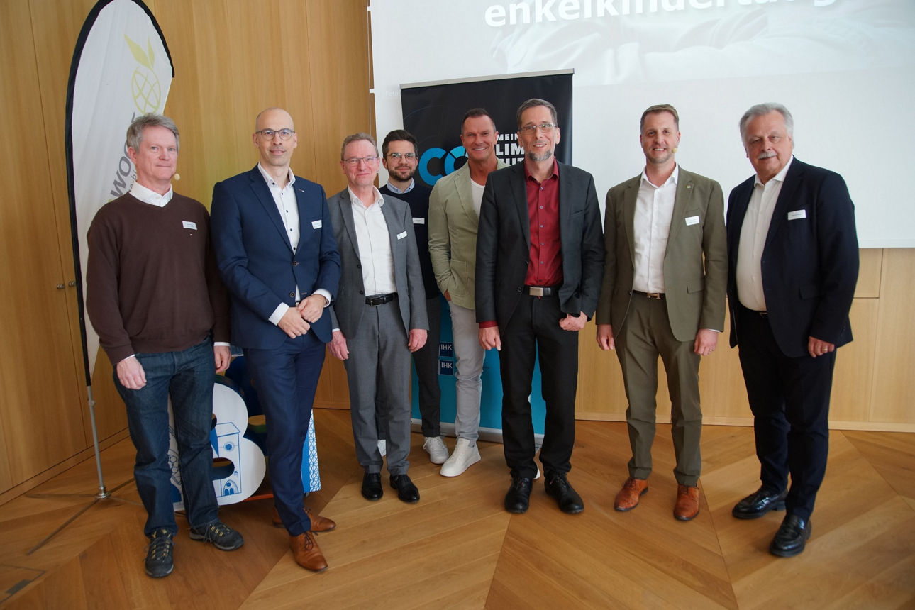 Gruppenbild der Speaker vom siebten Tag der nachhaltigen Unternehmen.