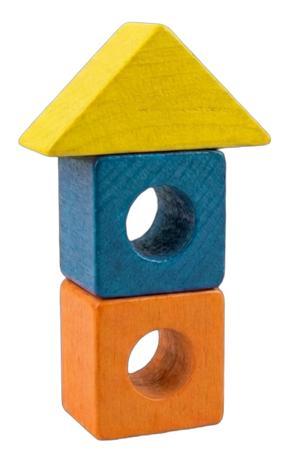 drei gestapelte Holzklötze