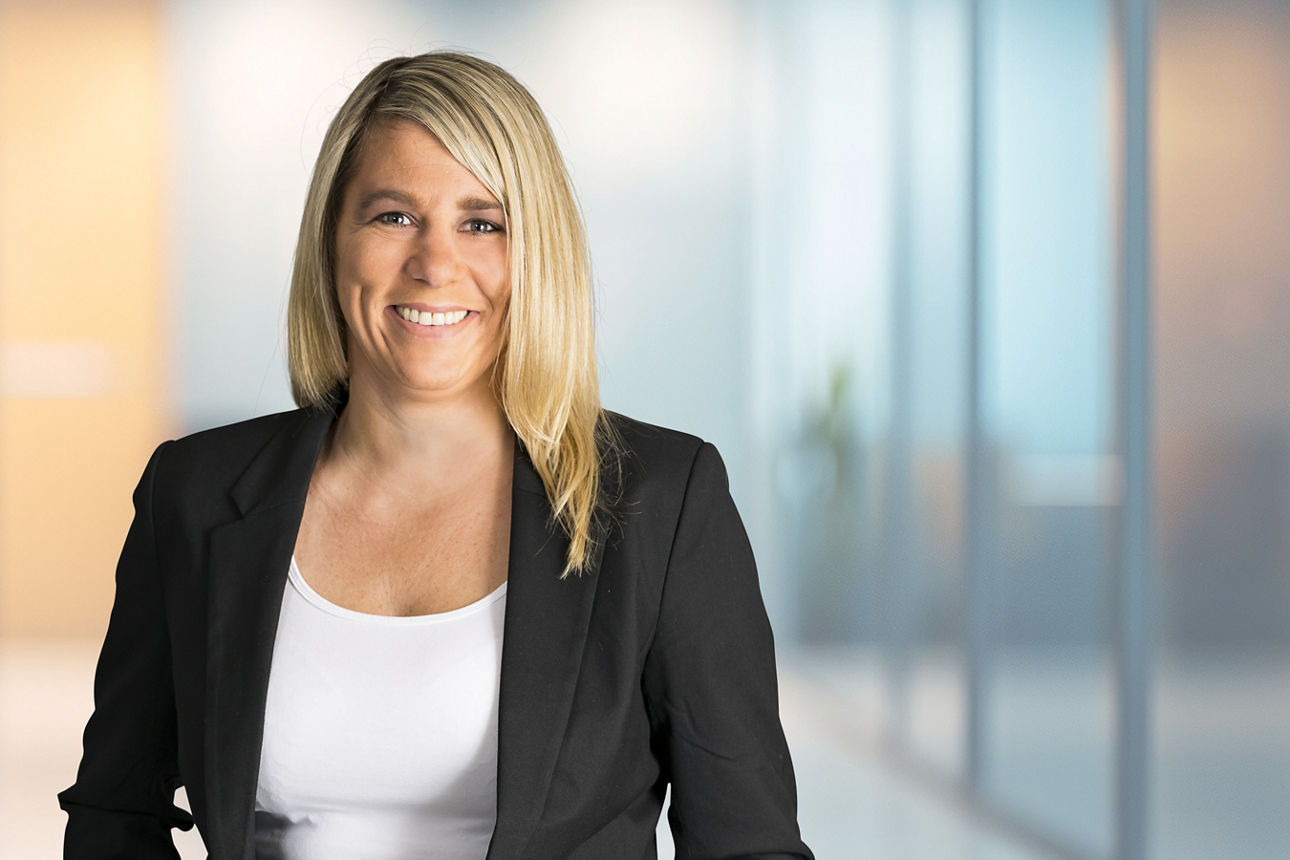 Miriam Kozole, Servicemanagerin