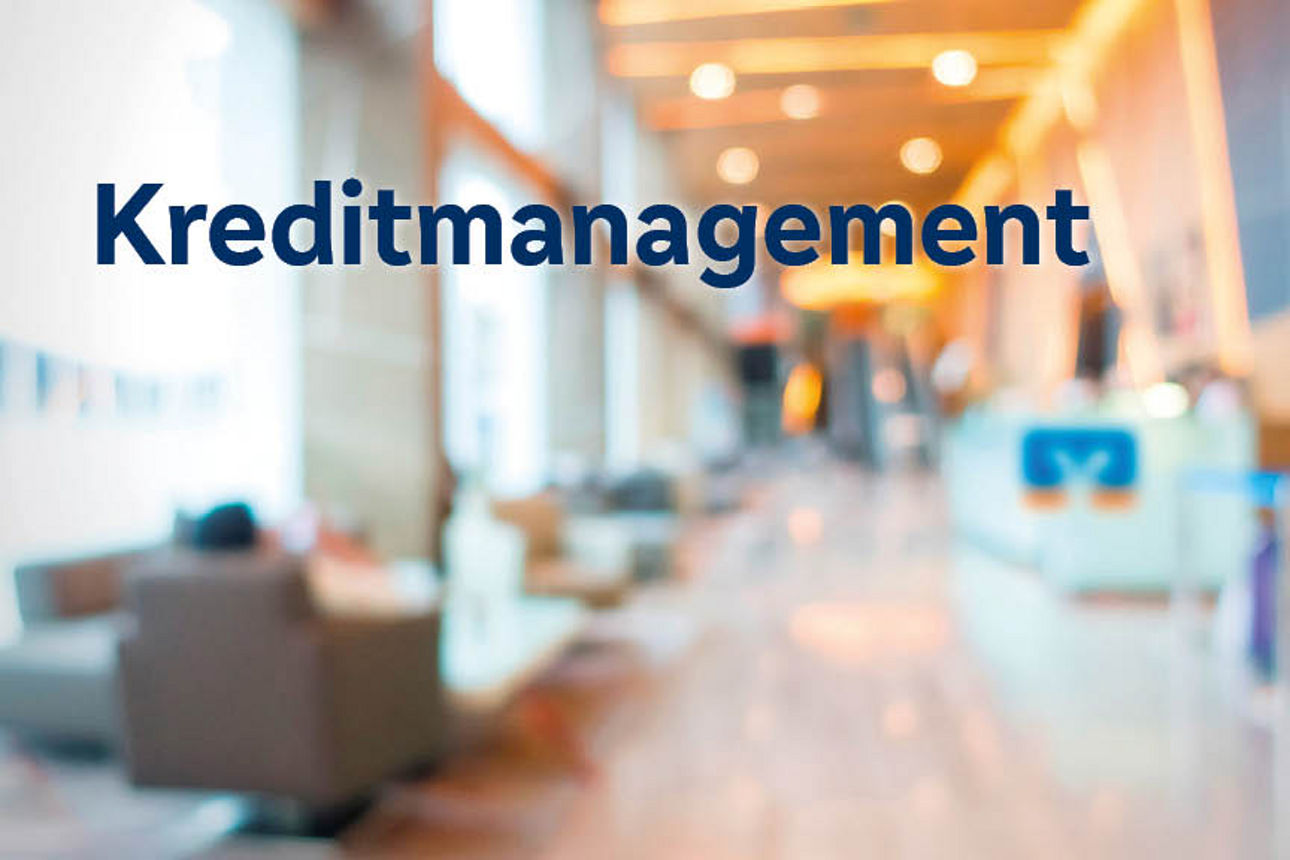 Verschwommener Hintergrund in einen Serviceraum für Kundinnen und Kunden