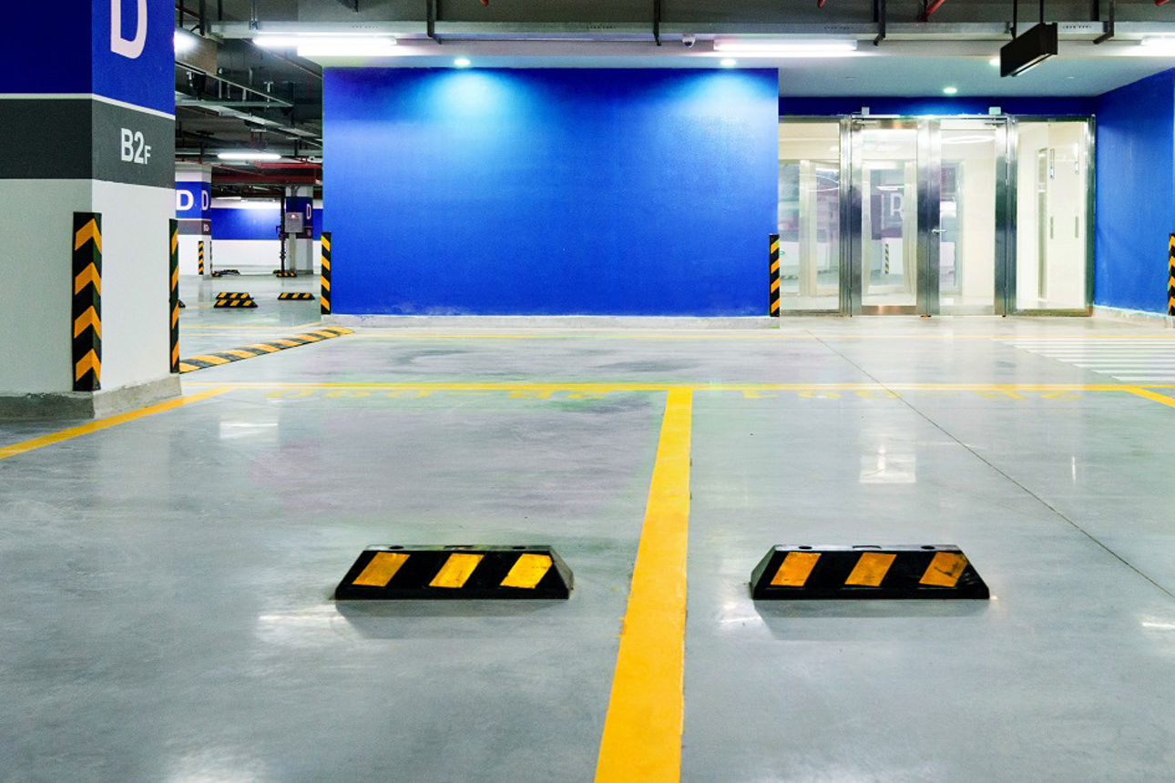 Bild von Parkplätzen in einer Tiefgarage