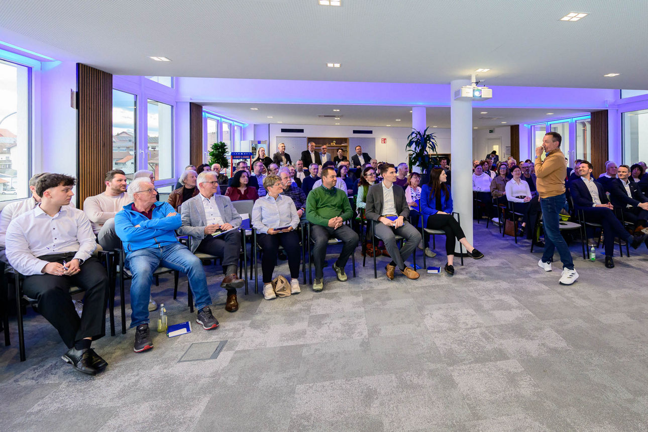 Sitzende Gruppe eines Publikums