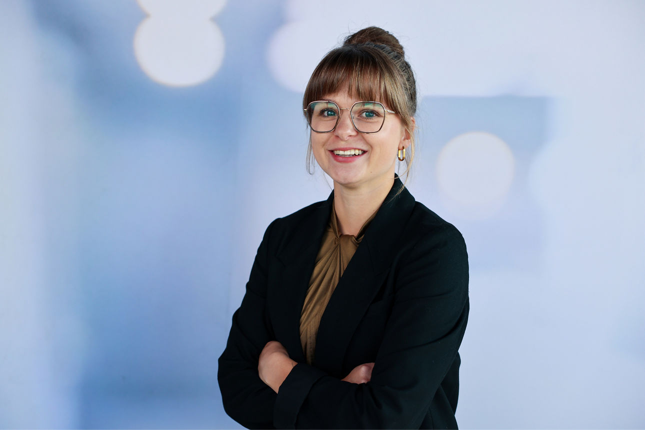 Ein Portrait von Majbritt Löss