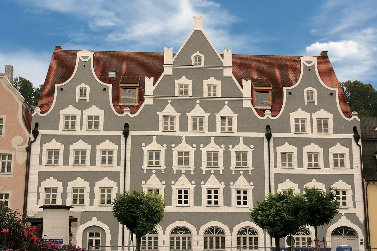 Prachtvolles Mehrfamilienhaus