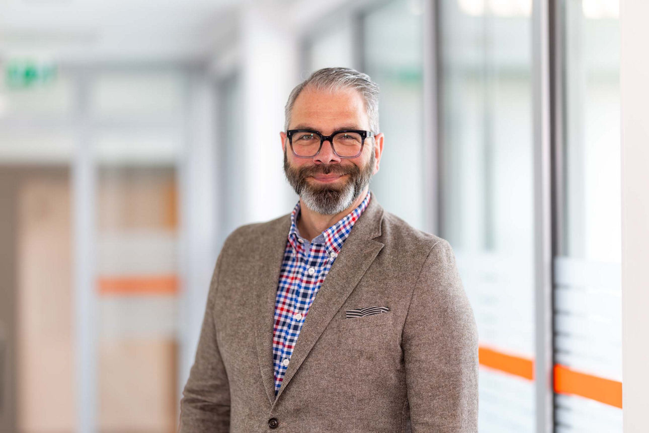 Lars Husmann, Mitarbeiter der Fehntjer VR Immobilien (ein Team der Fehntjer VR Bank eG)