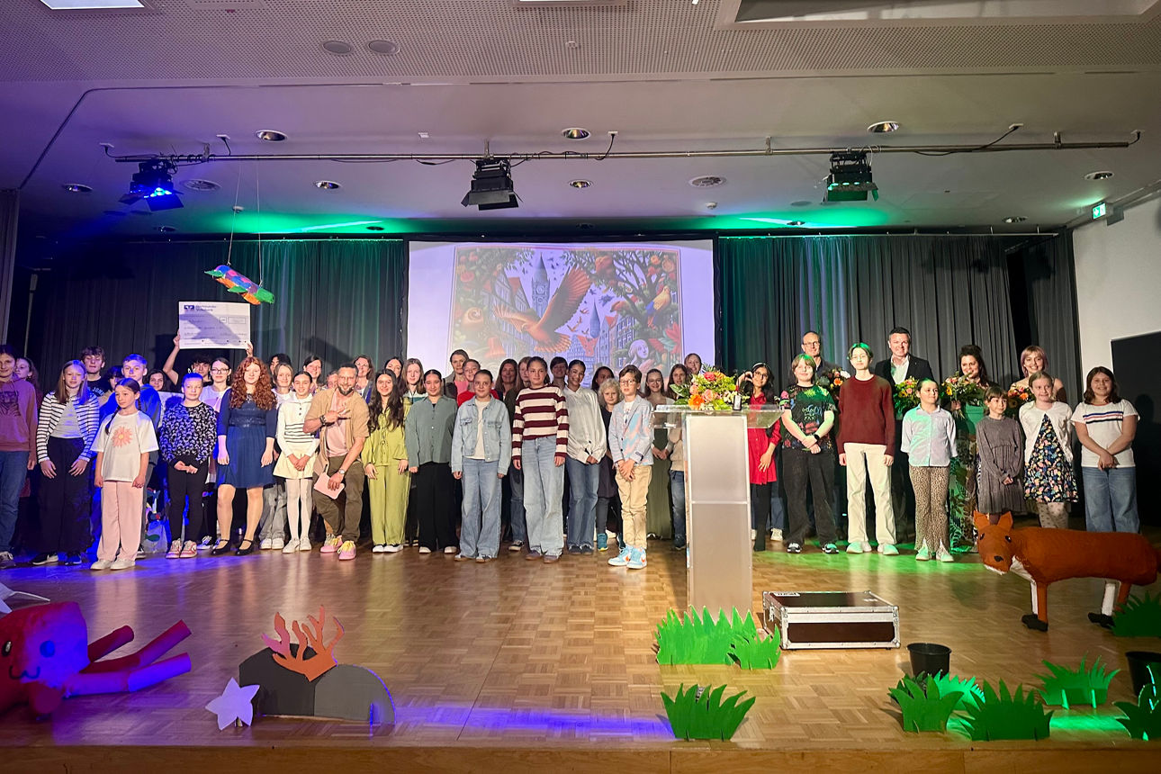 Die Sieger des 28. Dortmunder Literaturwettbewerbs wurden am 4. Mai in der Aula des Immanuel-Kant-Gymnasiums geehrt.