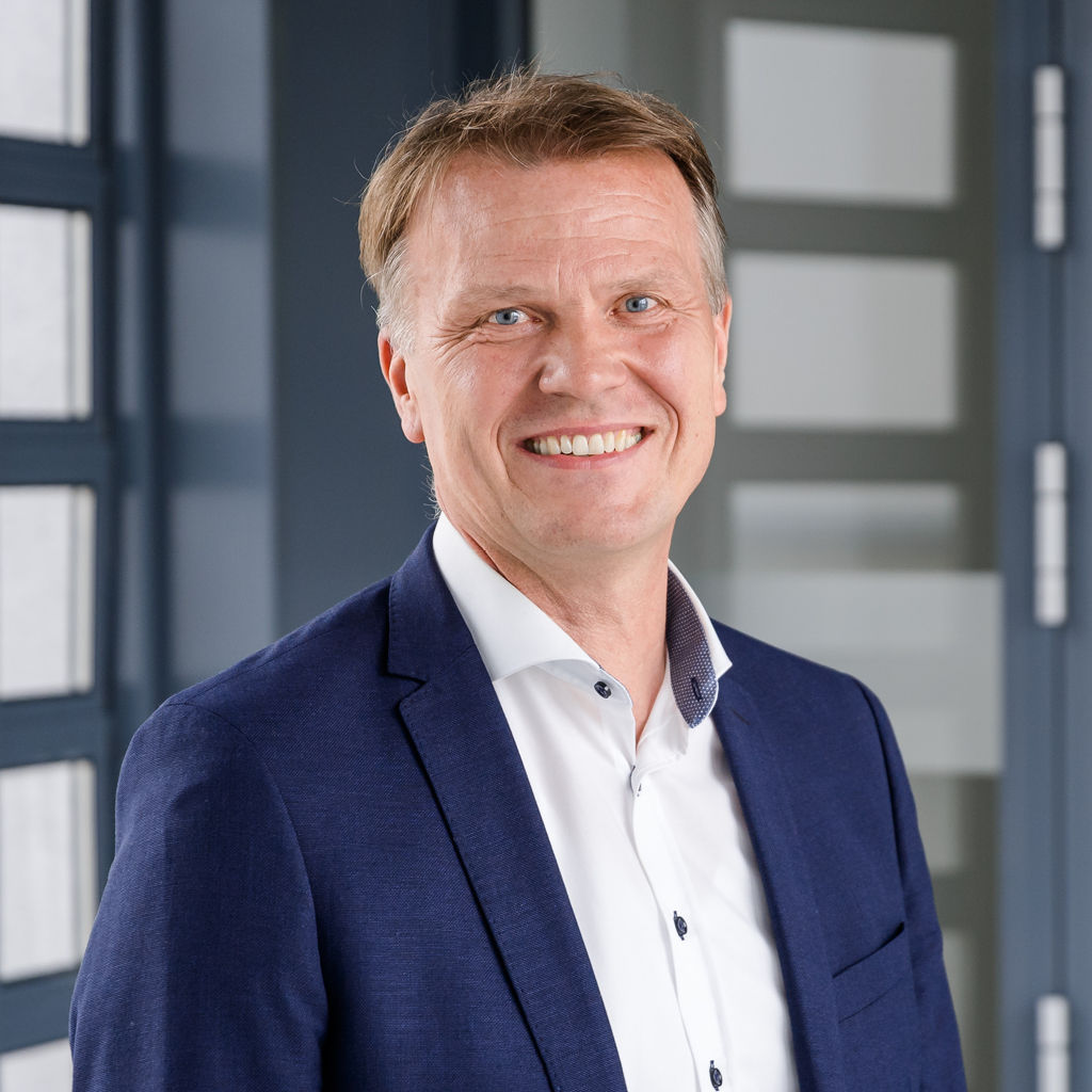 Mitarbeiterbild Leitung Controlling Albert Lackner