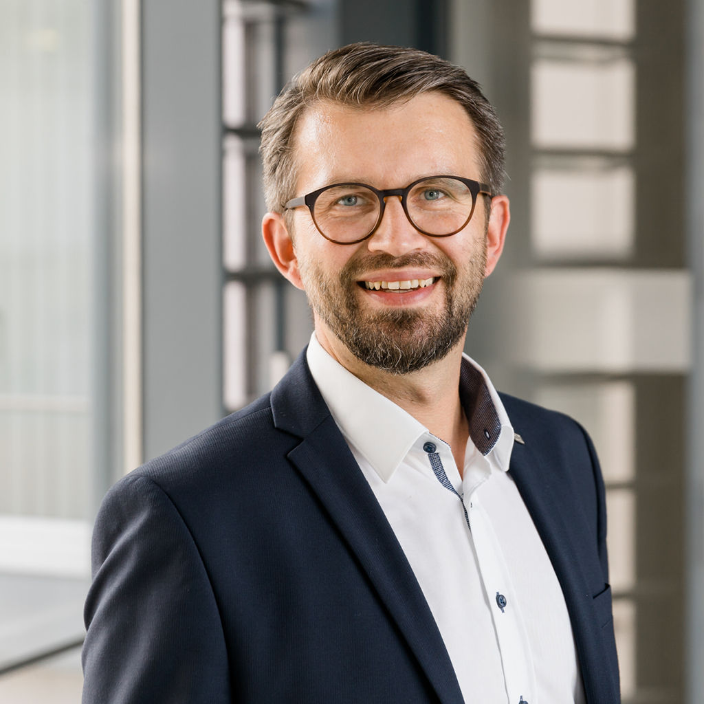 Mitarbeiterbild Bankstellenleitung Manuel Geidobler