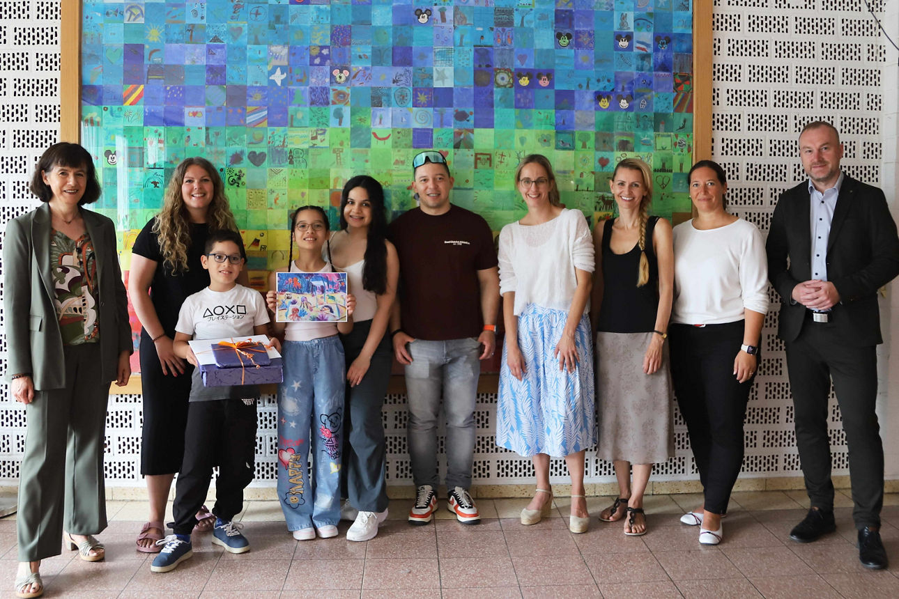 Preisübergabe in der Schule unserer Landessiegerin.