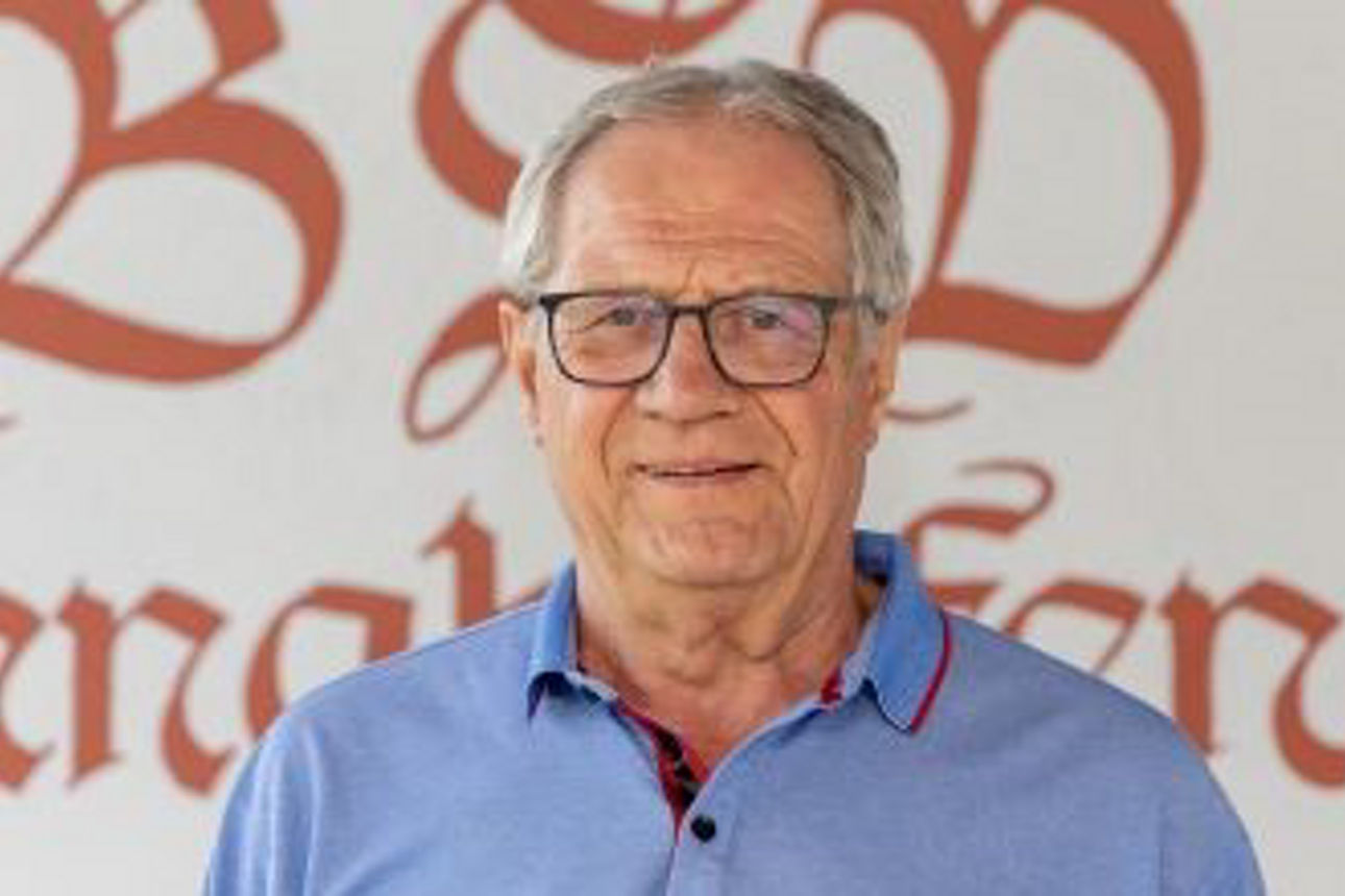Kinder im Trikot