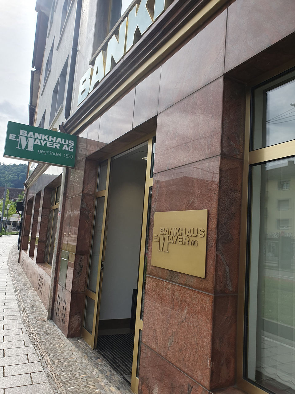 Eingang Bankhaus Mayer