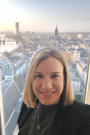 Martina Theil 