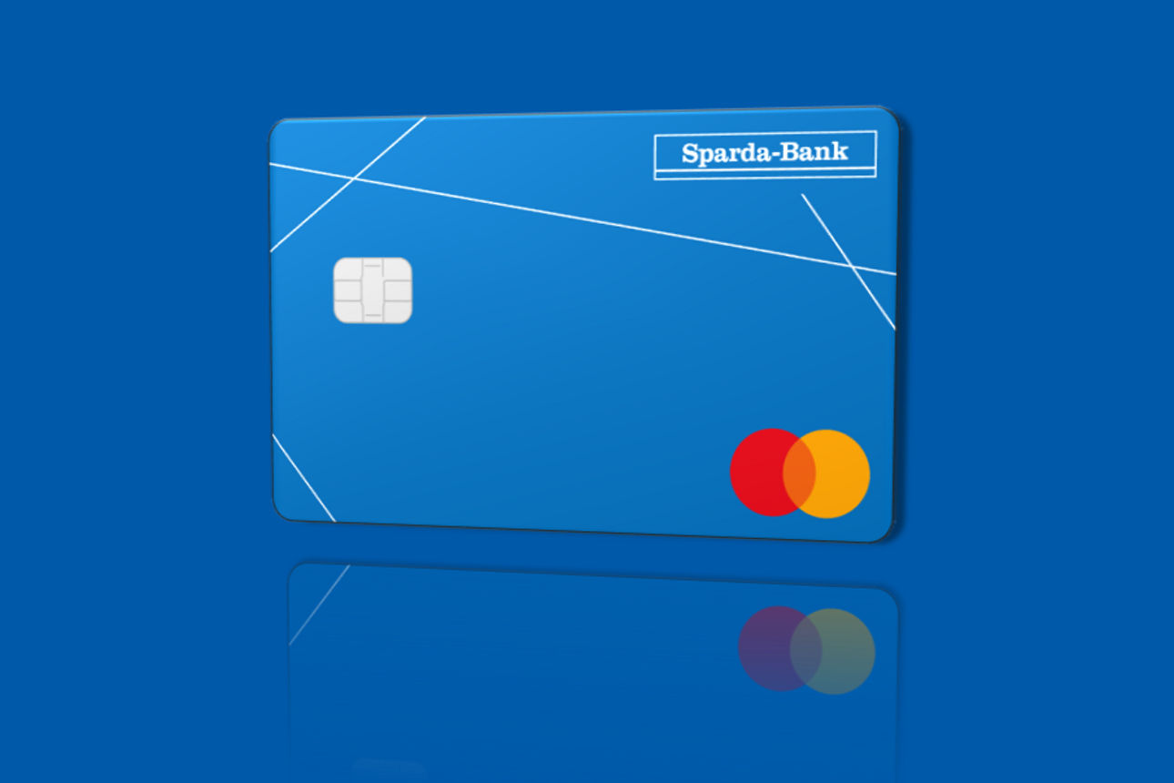 Vorderseite der blauen Mastercard® Classic (Kreditkarte) mit Spiegelung