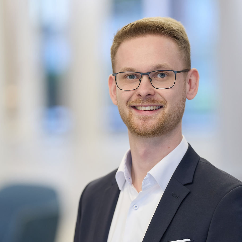 Maximilian Kracht, Generationenberater
