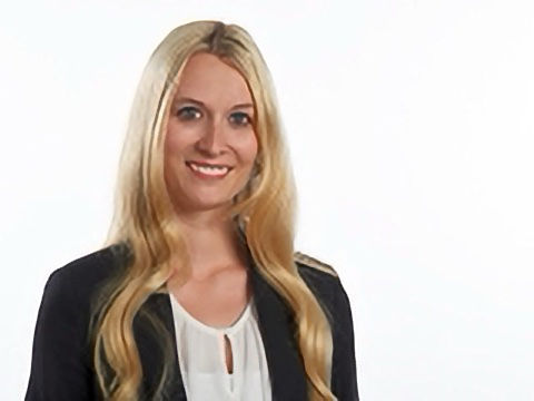 Julia Mayer