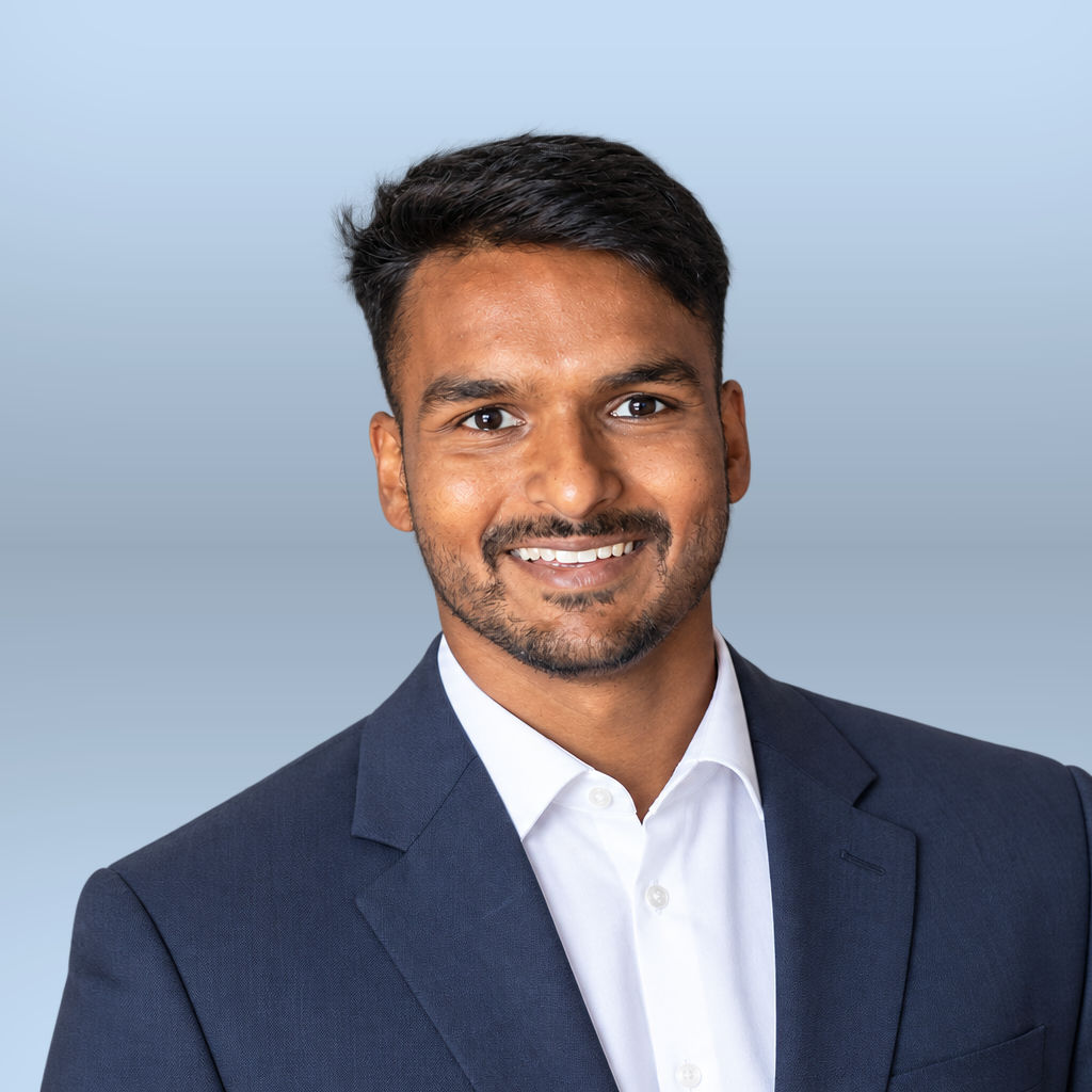 Megathas, Abishek