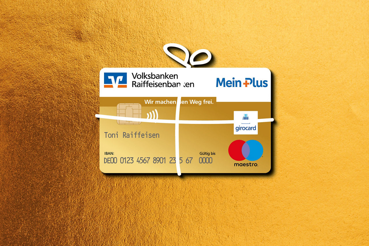 Goldene Bankkarte auf goldenem Hintergrund